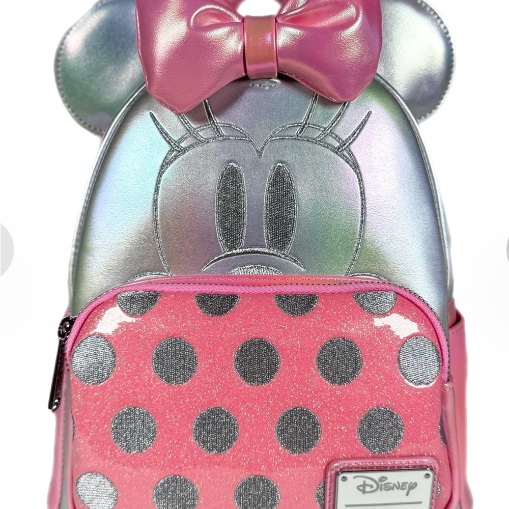NWT Loungefly Platinum Minnie Mouse Backpack